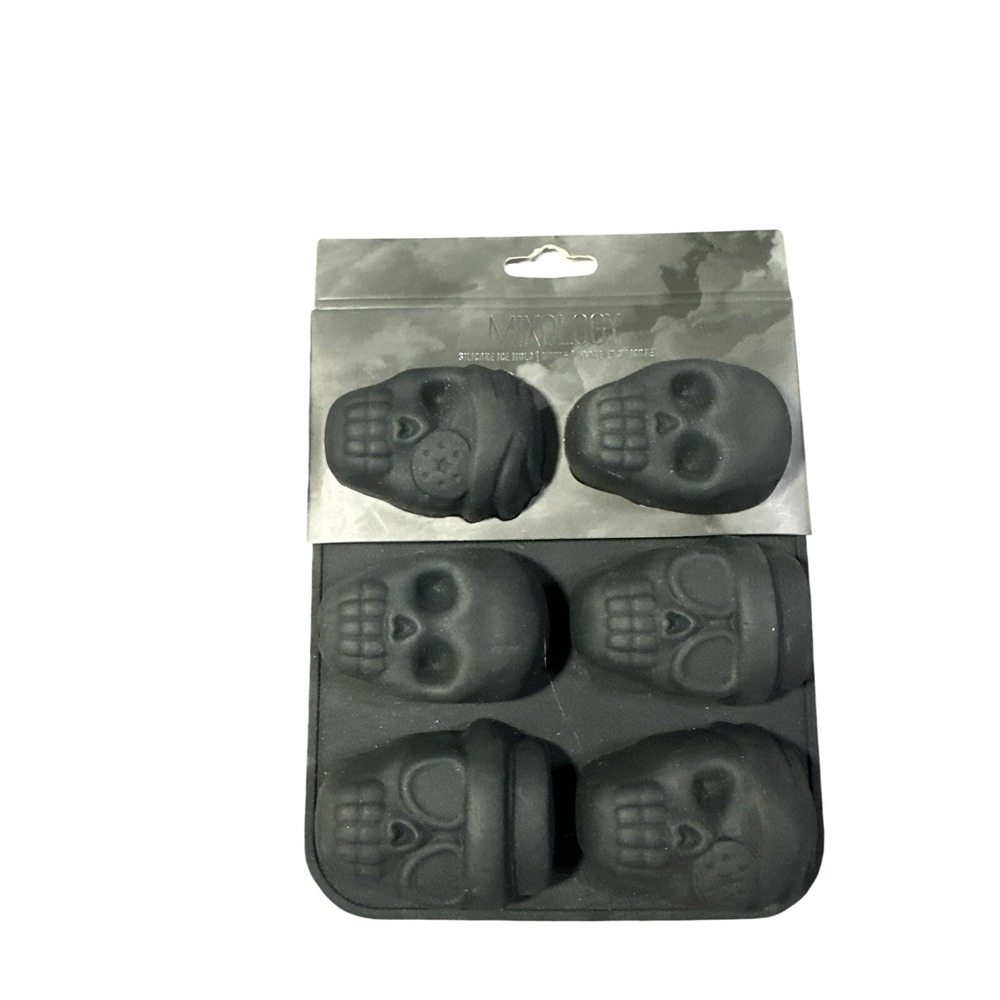 Mixology Silicone Ice Molds Skull Halloween!  Goth!  Hot Topic !!! NWT